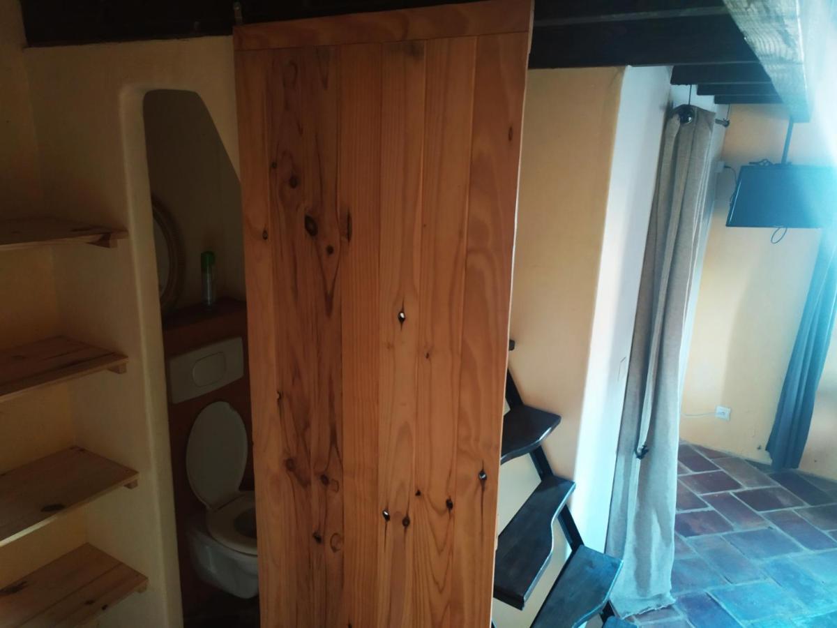 Chambre D'Hotes Face Au Lavoir Methamis Ngoại thất bức ảnh