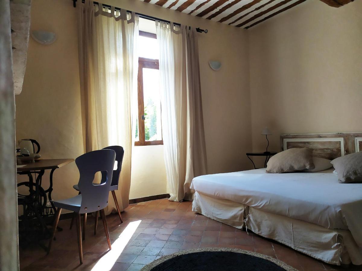 Chambre D'Hotes Face Au Lavoir Methamis Ngoại thất bức ảnh