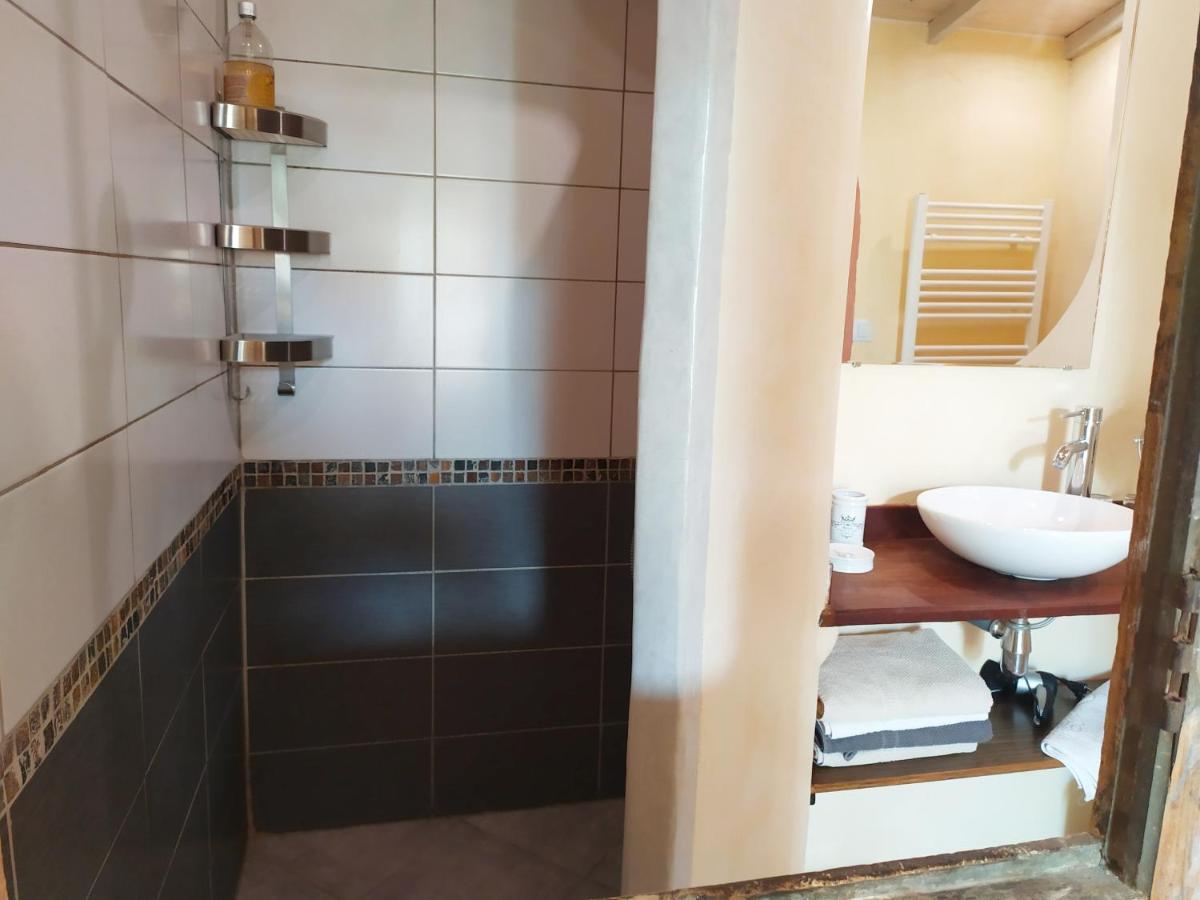 Chambre D'Hotes Face Au Lavoir Methamis Ngoại thất bức ảnh