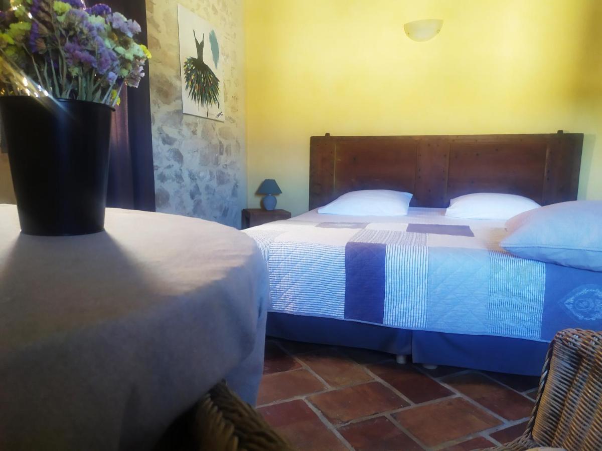 Chambre D'Hotes Face Au Lavoir Methamis Ngoại thất bức ảnh