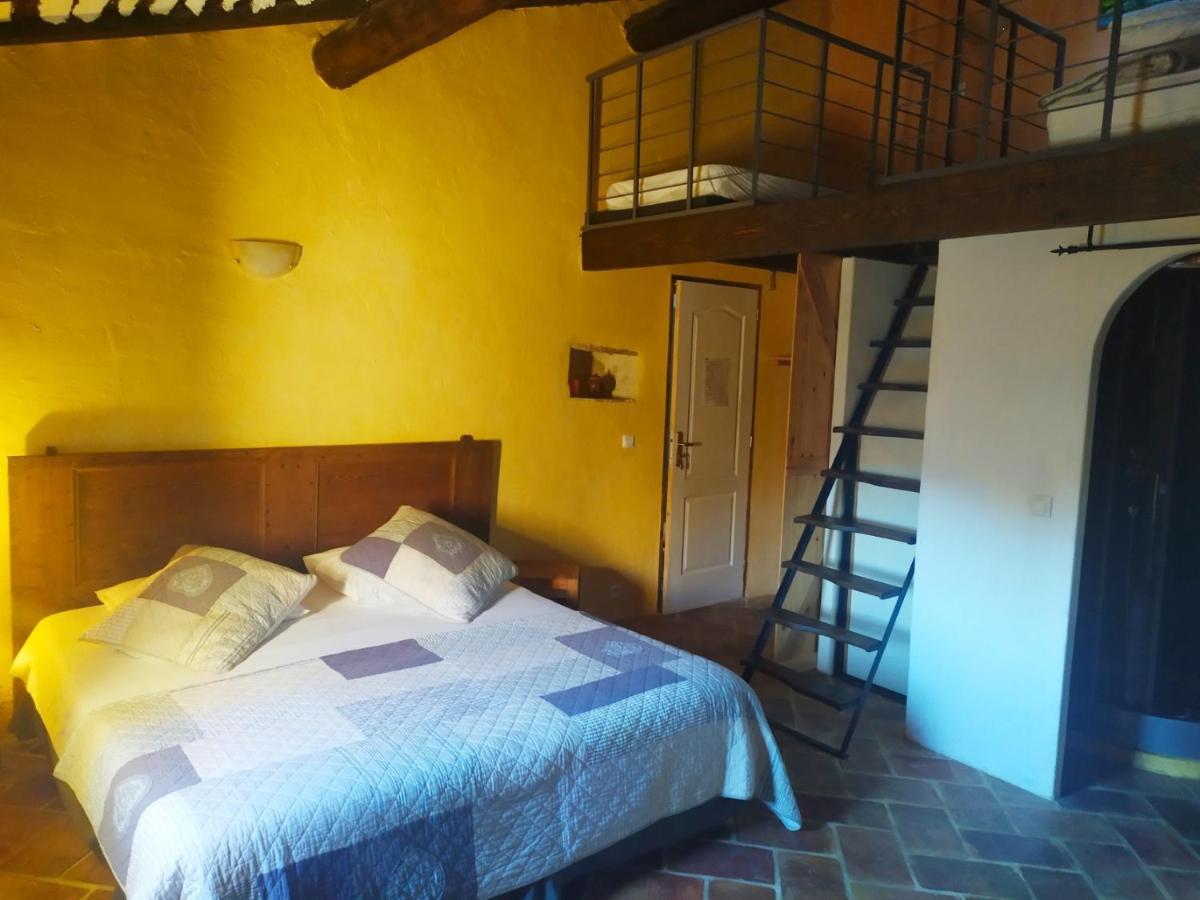 Chambre D'Hotes Face Au Lavoir Methamis Ngoại thất bức ảnh