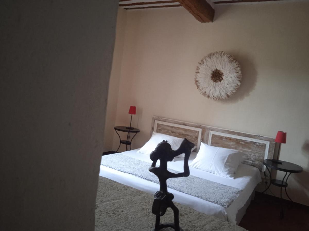 Chambre D'Hotes Face Au Lavoir Methamis Ngoại thất bức ảnh